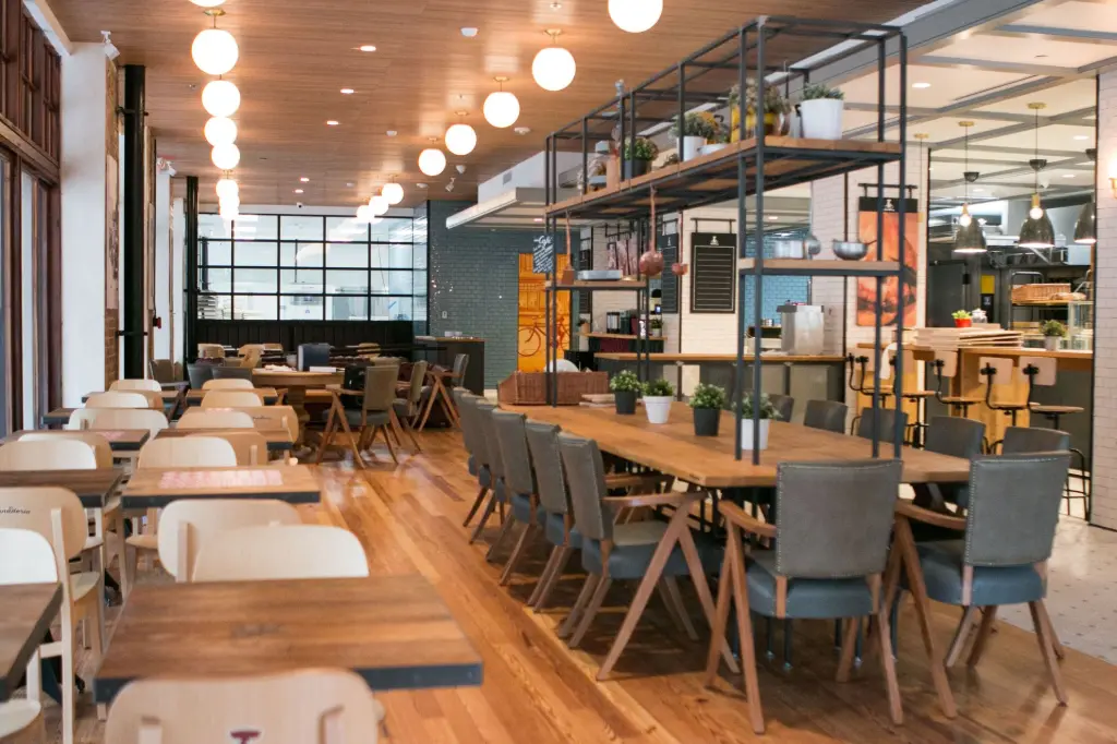 Inside La Panaderia interior Inside La Panaderia interior